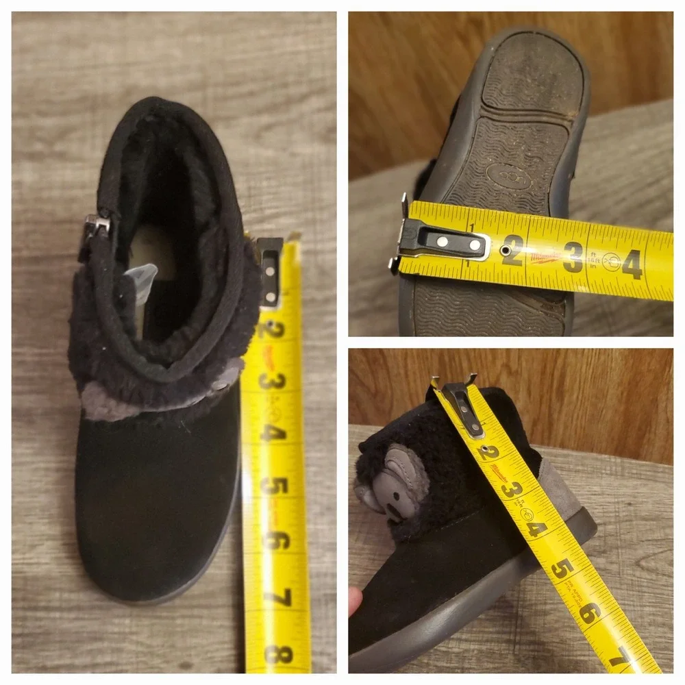 UGG Classic Koala Stuffie Boots Youth Size 10 Black‎